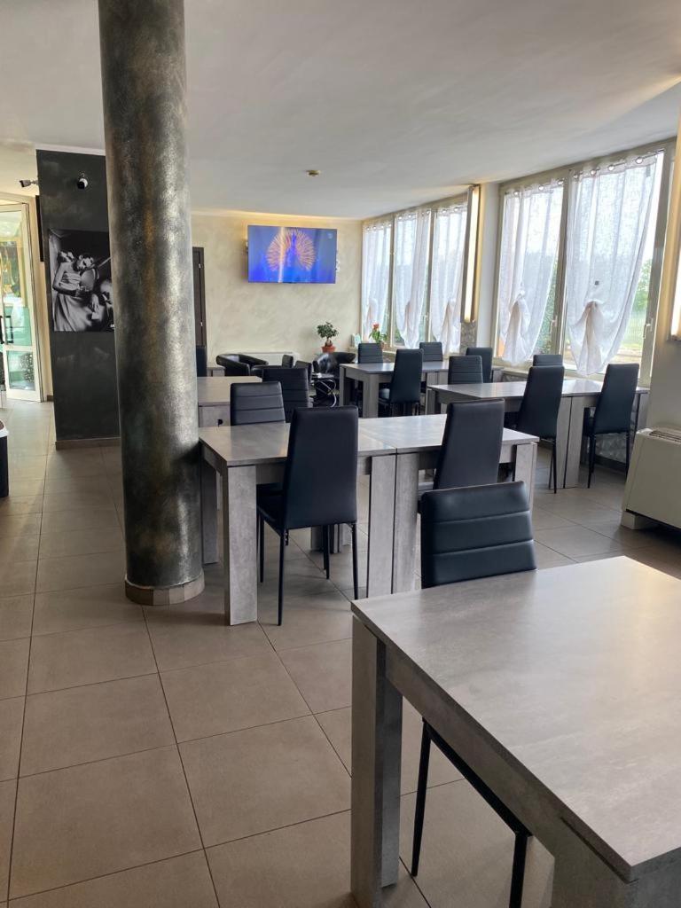Hotel Verdina Volpiano Eksteriør billede